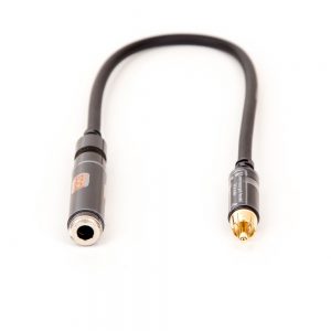 Kurzes Adapterkabel mit 6,3-mm-Mono-Klinkenbuchse und Cinch-Stecker, 20 cm Länge, für Audiogeräte.