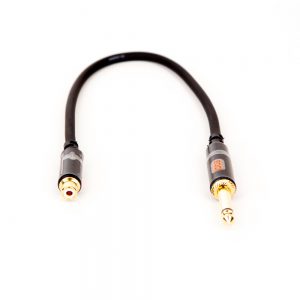 Kurzes Adapterkabel mit 6,3-mm-Mono-Klinkenstecker und Cinch-Buchse, 20 cm Länge, für Audiogeräte.