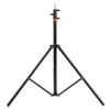 Kompaktes 3-Segment-Lichtstativ mit Höhenbereich 90–260 cm für LED-Panels und kleinere Fresnel-Scheinwerfer, Traglast bis 5 kg. ARRI 050MKA ist ein dreiteiliges Beleuchtungsstativ aus Aluminium mit 16-mm-Zapfen und einer maximalen Höhe von 260 cm.