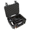Überträgt die Fokusbewegung präzise und weich auf 15-mm-Leichtbau-Rigs, Drehknöpfe und Markierscheiben im Set. ARRI FF-5 CinePro Schärfeziehvorrichtung, ein mechanischer Follow Focus mit Übersetzung 2:1 für 15-mm-Rods.