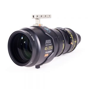 ARRI Alura 45-250mm ist ein Cine-Zoomobjektiv mit PL-Anschluss und durchgehend lichtstarker Blende T2.6.