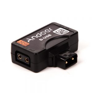 Andoer D-Tap-Adapter mit zusätzlichem USB-Ausgang für 5 Volt aus einem V-Mount-Akku.