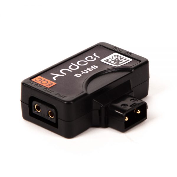 Andoer D-Tap-Adapter mit zusätzlichem USB-Ausgang für 5 Volt aus einem V-Mount-Akku.