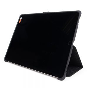Apple iPad Pro 12,9 Zoll Tablet mit hochauflösendem Display für Monitoring und Steuer-Apps am Set.