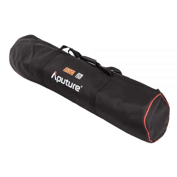 Aputure Light Dome II Softbox 88cm in einer gepolsterten Tragetasche mit Tragegriff.