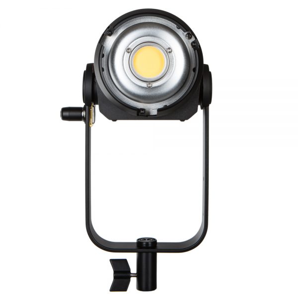Aputure Light Storm LS C300d II geräuschlose LED-Tageslichtleuchte mit 5500 K und CRI/TLCI-Wert von 96.