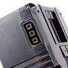 Versorgt stromhungrige Kamerasysteme zuverlässig; die Twist-D-Tap-Buchse erlaubt frei wählbare Kabelführung nach links oder rechts. Bebob Rouge V155RM Cine V-Mount-Akku mit 156 Wh Kapazität, Twist-D-Tap-Ausgang und bis zu 20 A Entladestrom.