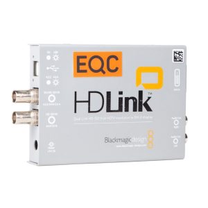 Blackmagic Design HDLink HDSDI-auf-DVI Signalwandler bringt das HD-SDI-Kamerabild auf einen DVI-Computermonitor.