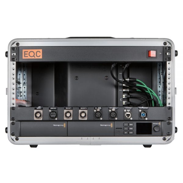 Blackmagic Design Mobile Live Monitor Unit 4K Monitor mit 15,6-Zoll-Bildschirm und Multi-Rate-12G-SDI-Eingang.