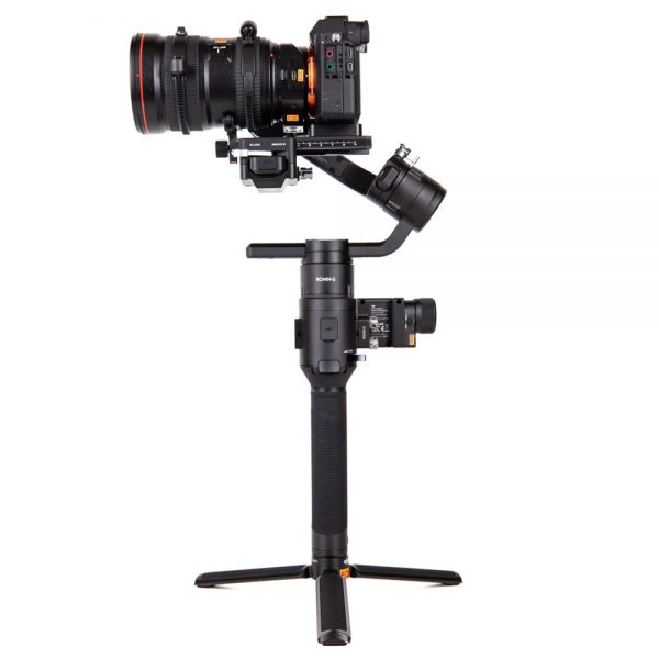 DJI Ronin-S Gimbal, dreiachsiger Stabilisator mit 3,6 kg Nutzlast und bis zu 12 Stunden Laufzeit.