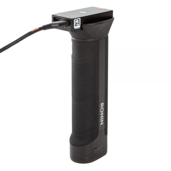 DJI Ronin-S Batterie-Adapter zum Laden des Griffs per USB-Typ-C ohne angeschlossenen Gimbal.