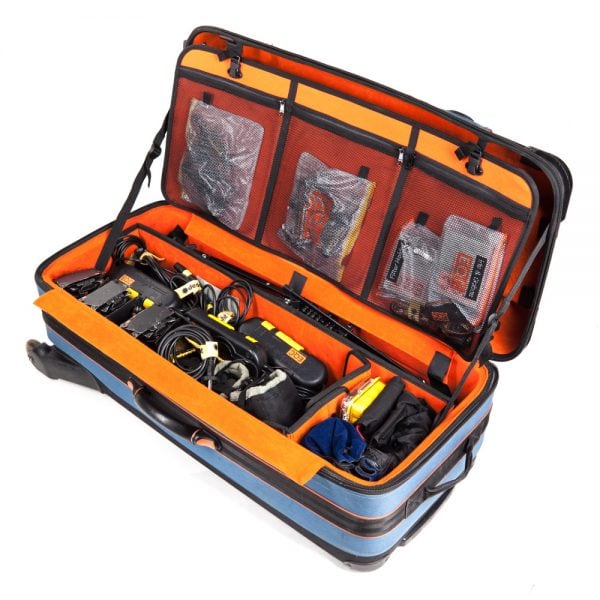 Dedolight 150W/24V Ultimatives Set mit fokussierbaren Spots und Regelbereich 20:1 von Spot bis Flut.