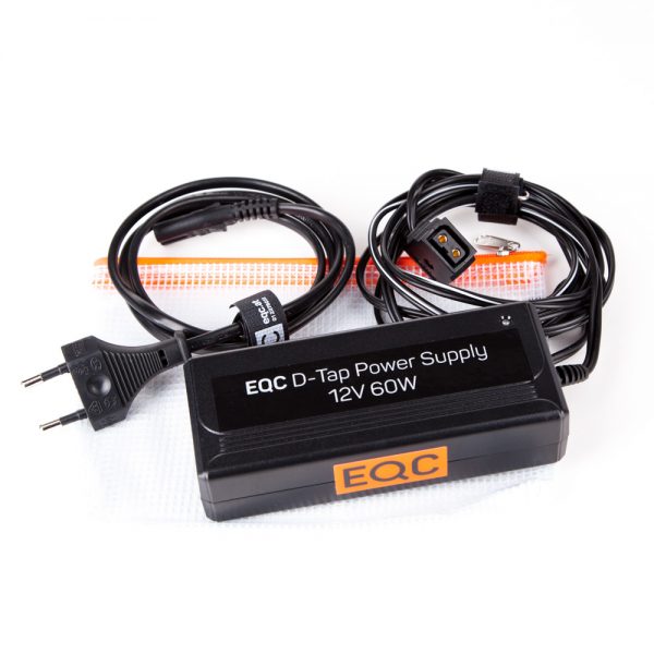 EQC D-Tap-Netzteil liefert aus dem Stromnetz eine geregelte 12-V-Gleichspannung mit 60 W.