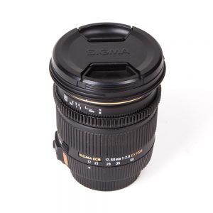 Sigma EF 24-70mm f/2.8 DG HSM Zoom-Objektiv mit durchgehender Blende f/2.8 und Canon-EF-Anschluss für Vollformat.
