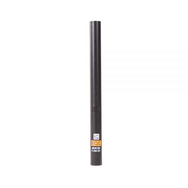 AKG C568 B Shotgun-Kondensatormikrofon mit schaltbarem 150-Hz-Low-Cut-Filter gegen Wind und Rumpeln.