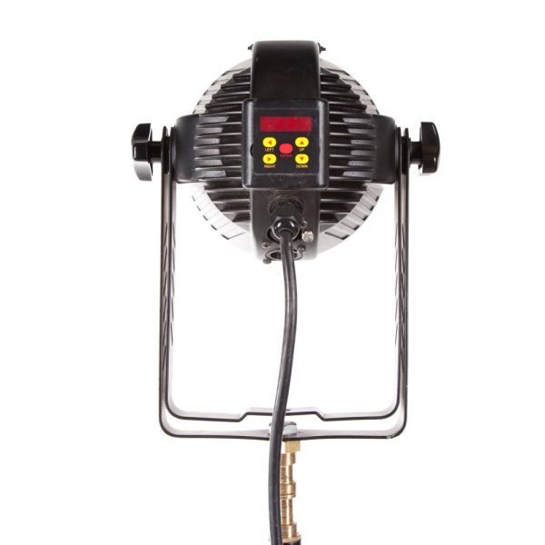 Evolight Archspot 35 ist ein LED-PAR-Scheinwerfer mit RGB-Mischung aus sieben 5-Watt-LEDs und DMX512-Steuerung.