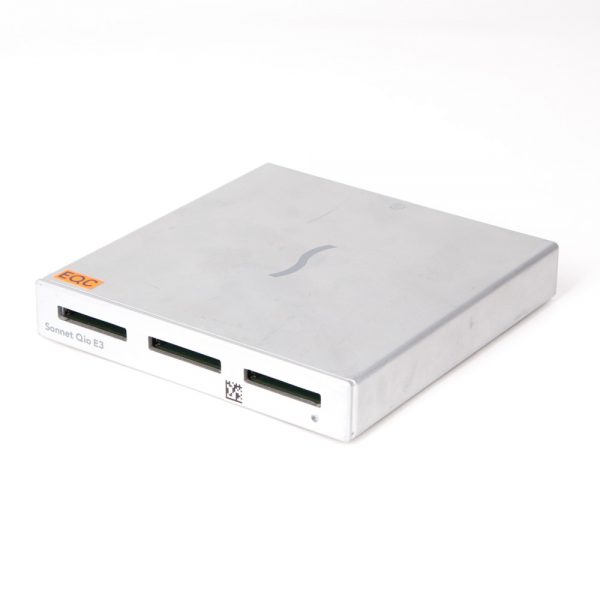 Sonnet QIO E3 ExpressCard-Erweiterung teilt einen Kartenslot in drei SxS- oder ExpressCard-Schächte auf.