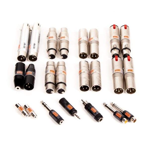 EQC Audio Adapter Set #1 mit XLR-, Klinken- und Cinch-Adaptern im Überblick ausgelegt.
