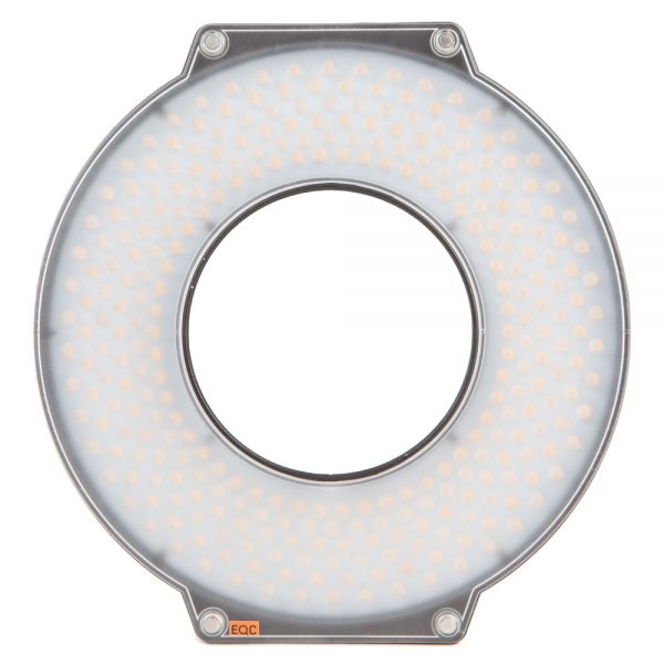F&V R300S SE Bi-Color-Ringlicht mit magnetischem Schnappfilter zur Lichtstreuung.