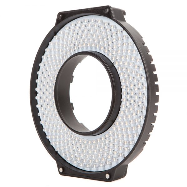 F&V R300S SE Bi-Color-Ringlicht wird direkt um die Kameraoptik montiert und liefert Frontlicht.