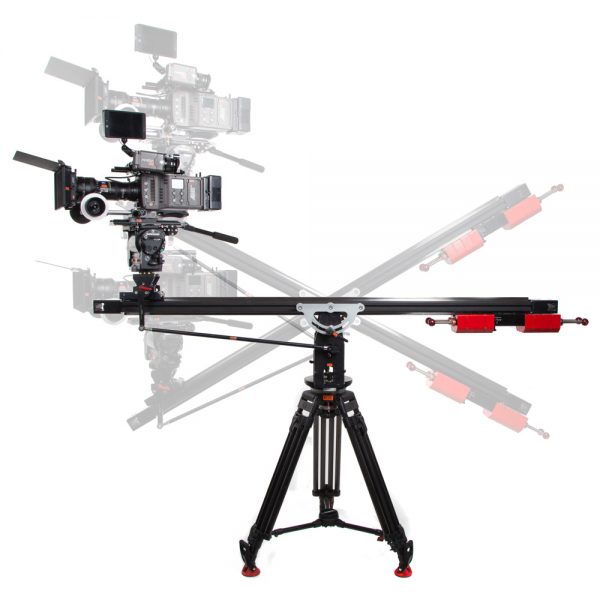 FloatCam Dolly Crane HD Slider mit montierter Kamera im schräg aufgerichteten Jib-Modus.