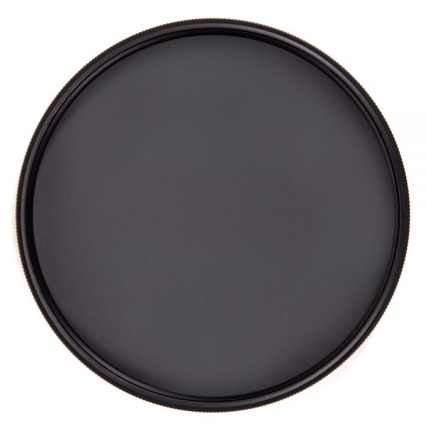 Hoya 82mm Circular Polfilter mit drehbarem Rahmen zur stufenlosen Einstellung der Wirkung.