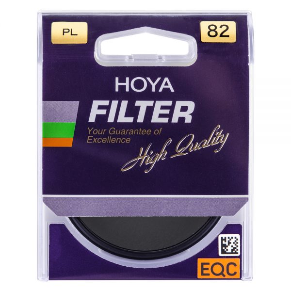 Hoya 82mm Linear Polfilter in der violetten Originalverpackung der Marke Hoya Filter.