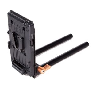 IDX V-Mount-Akkuplatte mit 15-mm-Rohrklemme zur Stromversorgung von Zubehör über D-Tap.