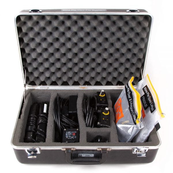 Kino Flo Mini-Flo System, Miniatur-Leuchtstoffset im gepolsterten Transportkoffer verstaut.