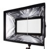 Breite, weiche Lichtquelle mit Vollspektrum-Farbmischung, Effektmodi und DMX-/Bluetooth-Fernsteuerung. Litepanels Gemini 2x1 RGB LED Soft Panel mit RGBWW-Farbmischung und CRI 97 bei Tageslicht.