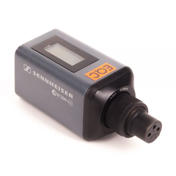 Sennheiser SKP 300 Aufstecksender mit XLR-3F-Eingang für kabelgebundene Mikrofone.