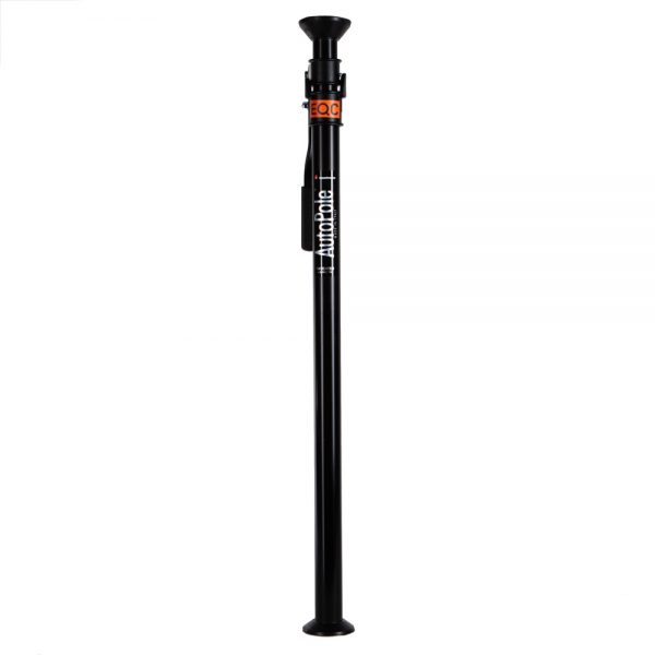 Manfrotto 077B Autopole schwarz spannt sich von 100 bis 170 Zentimeter zwischen Boden und Decke.