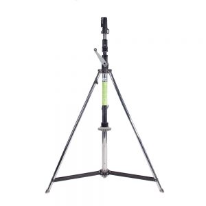 Manfrotto 087NWB Kurbelstativ aus verzinktem Stahl trägt bis zu 30 Kilogramm bei 370 Zentimeter Höhe.