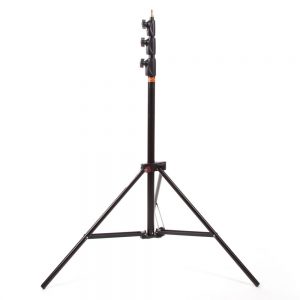 Manfrotto 1004BAC Lichtstativ aus Aluminium mit Luftdämpfung, ausziehbar von 124 bis 366 cm Höhe.