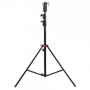 Manfrotto 007BU Senior Lichtstativ aus schwarzem Aluminium erreicht eine Arbeitshöhe von 315 Zentimetern.