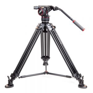 Manfrotto N8 Nitrotech Fluidkopf auf 546B-Stativ mit stufenlosem Gewichtsausgleich bis 8 kg.