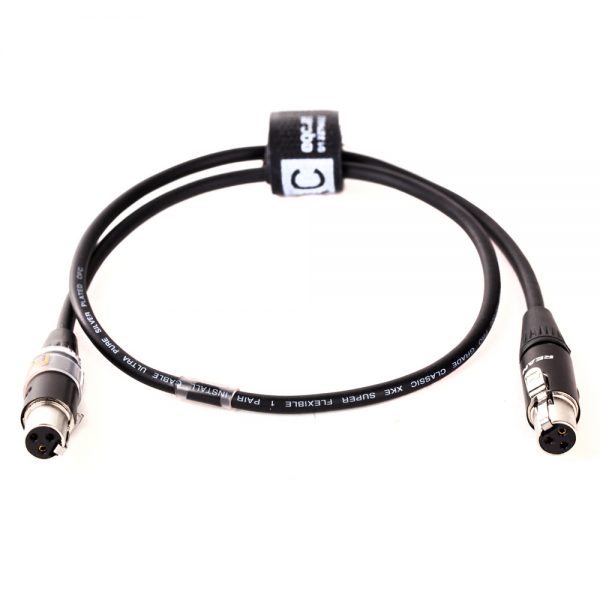 Mini-XLR3F-auf-Mini-XLR3F-Verbindungskabel mit 50 cm Länge für kompakte Kameras und Feldmonitore.