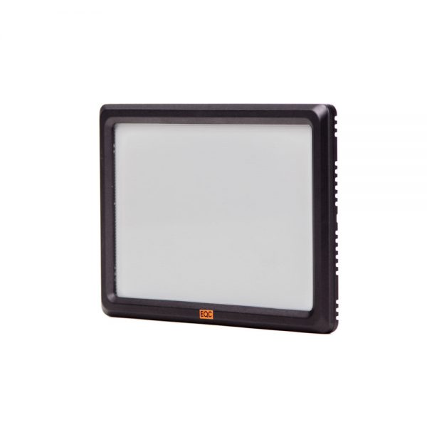 Neewer Litpad 22 LED-Panel mit seitlicher Kühlrippenstruktur und griffigen Einstellreglern.