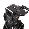 Leichtes Stativsystem mit 100-mm-Sockel, seitlichem Kameraeinschub und stufenlosem Neige- sowie Gegengewichtsausgleich für Nutzlasten bis 18,6 kg. OConnor Ultimate 1030Ds Stativsystem mit 100-mm-Sockel und Nutzlast bis zu 18,6 Kilogramm bei 15 cm Schwerpunkt.