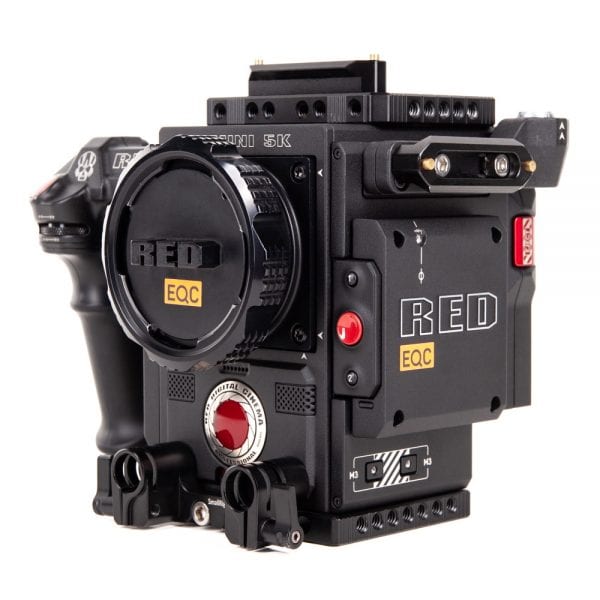 RED DSMC2 Gemini 5K mit Seitengriff und 7" Monitor ist eine Kinokamera mit GEMINI-15,4-Megapixel-Sensor.
