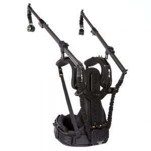 Ready Rig GS + ProArm Kit trägt Kamerasysteme von 0,45 bis 18 kg über eine Weste mit zwei Federarmen.