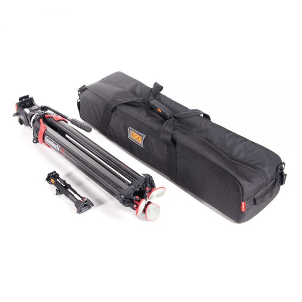 Das Sachtler Ace XL mit Flowtech 75mm Stativsystem lässt sich für den Transport kompakt zusammenlegen.