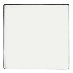 Schneider 5,65x5,65-Infrarotsperrfilter True-Cut 750 blockiert ab 750 nm zunehmend Infrarotlicht.
