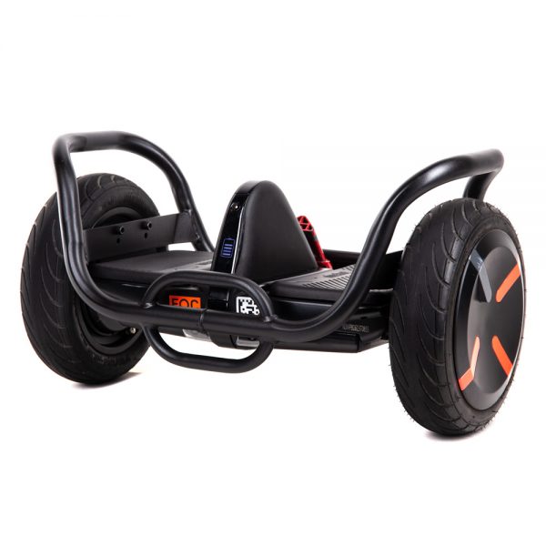 Segway Ninebot MiniPRO, ein freihändig steuerbarer Elektroroller mit bis zu 25 km Reichweite.