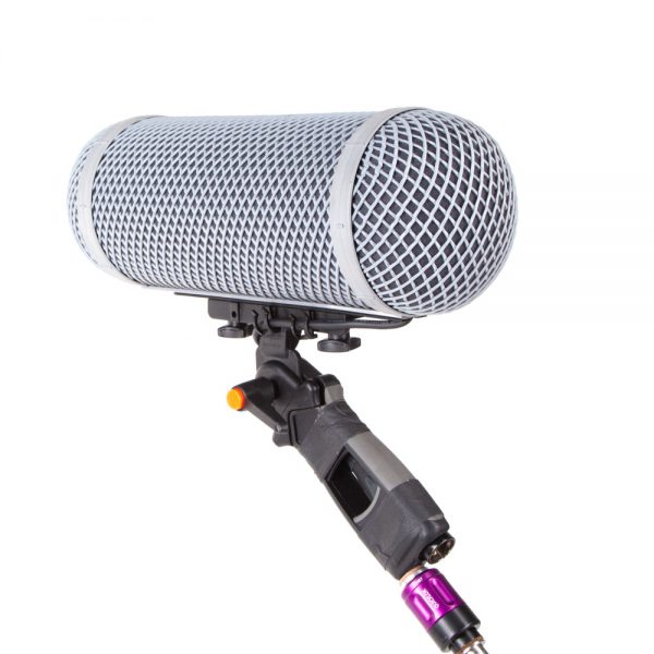Sennheiser MKH 8060 im Rycote Windkorb, kurzes Richtrohrmikrofon im Netz-Windkorb für draußen.