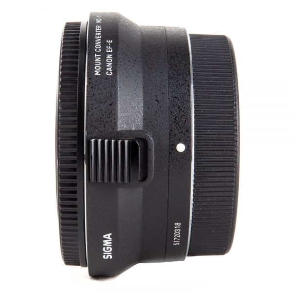 Sigma MC-11 Bajonettadapter für Canon-EF-Objektive an Sony-E-Mount-Kameras mit Autofokus- und Blendenübertragung.