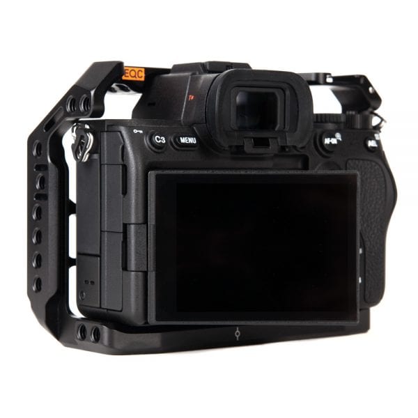 Sony Alpha a7S III spiegellose Vollformatkamera mit 4K-120p-Videoaufzeichnung und 5-Achsen-Bildstabilisierung.