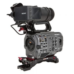 Sony FX9, Vollformat-Cine-Kamera mit elektronischem ND-Filter über vier bis 128 Blendenstufen.