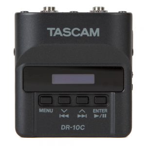 Tascam DR-10C, ein portabler Audio-Rekorder mit 48 kHz/24-Bit-Aufzeichnung und Limiter am Eingang.