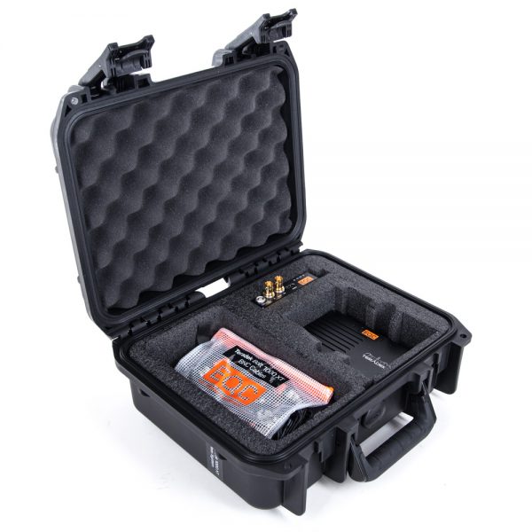 Teradek Bolt 1000 XT Sender und Empfänger in einem gepolsterten Hartschalenkoffer für den Transport.